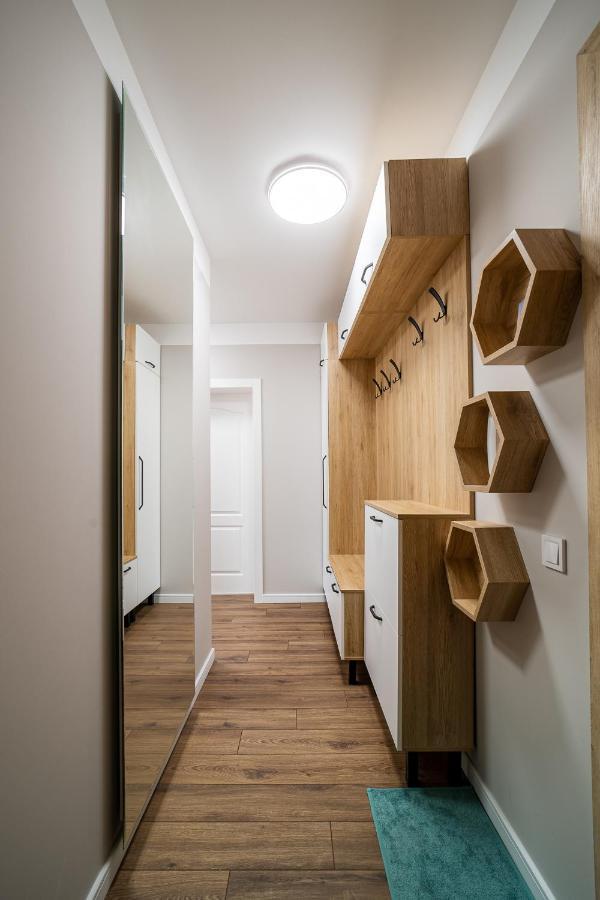 Sky Academic Apartment Varna Exterior foto
