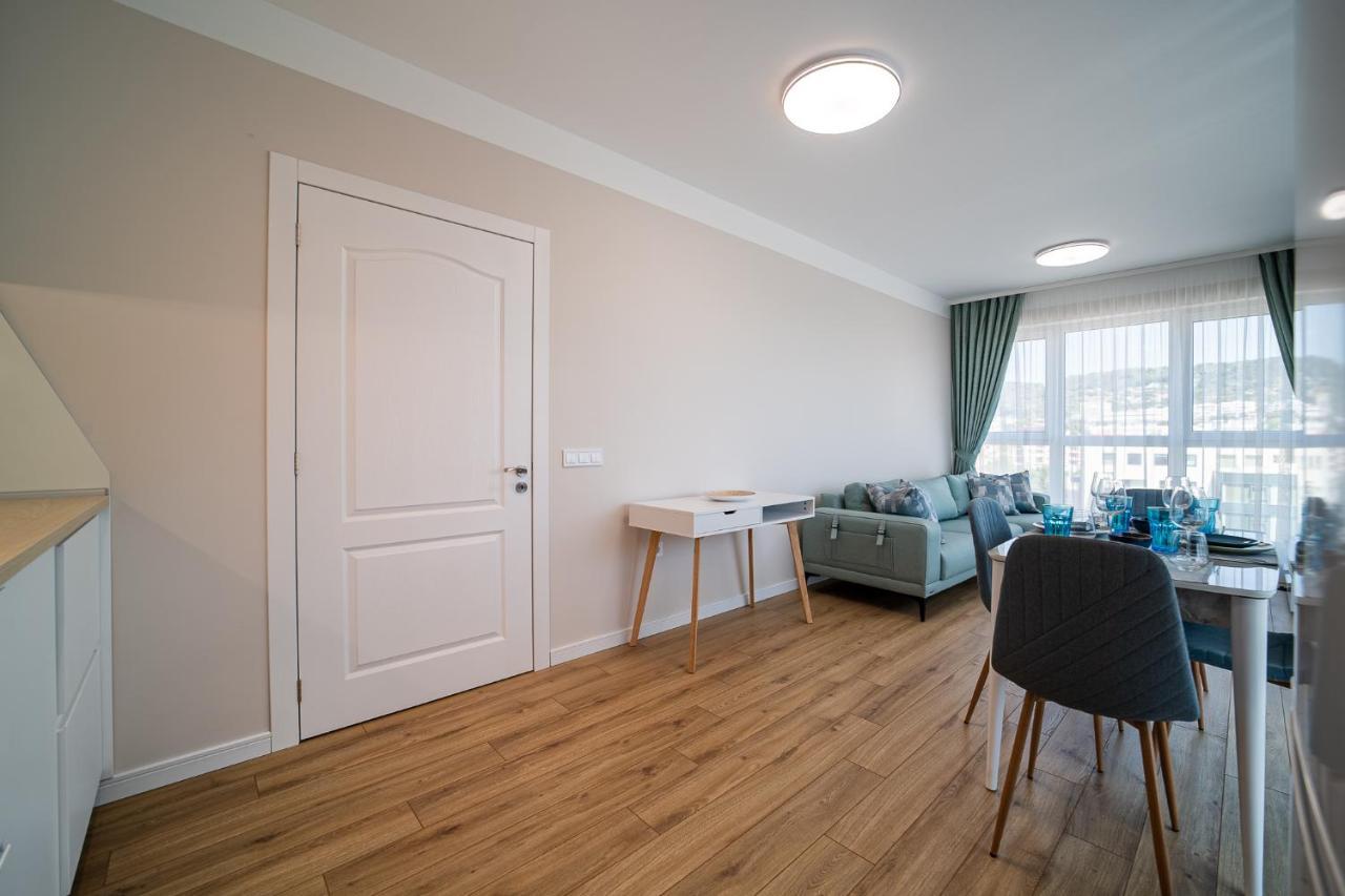 Sky Academic Apartment Varna Exterior foto